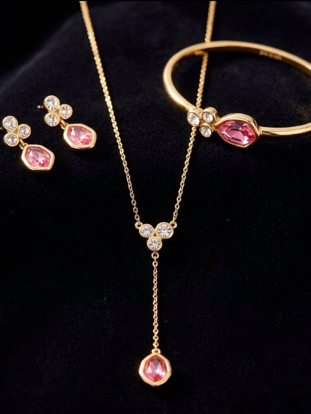 Talia Necklace Bracelet Earring Set Gold Tone NEW Rose Pink Crystal Set NWT